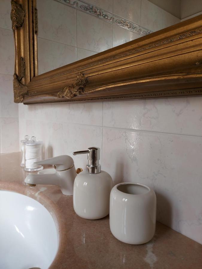 Casa Degli Artisti Apartment Cremona Bagian luar foto
